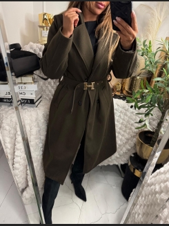 Elegancki płaszcz damski w kolorze mlecznej czekolady w jodełkę